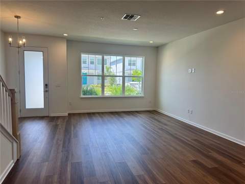 1888 Crowncrest Drive, Apopka FL - photo 6 of 36