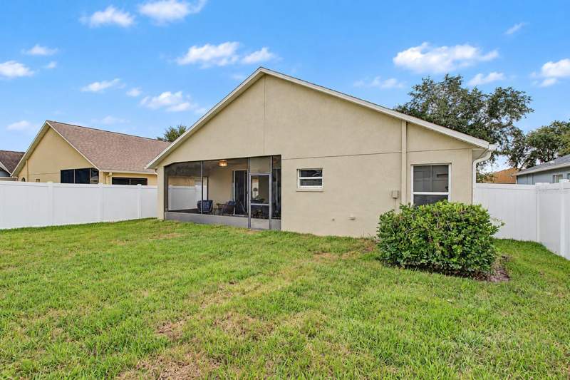 3 bedroom Single Family Residence at 4218 Branchside Lane, Meadow Pointe 04 Prcl J, Wesley Chapel — photo 3