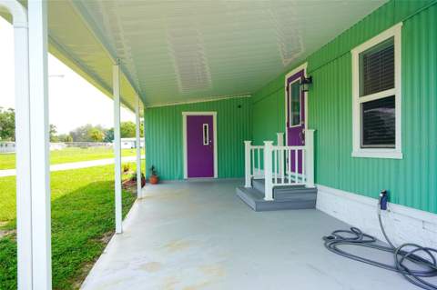 8114 Western Circle Drive, Brooksville FL - photo 6 of 38