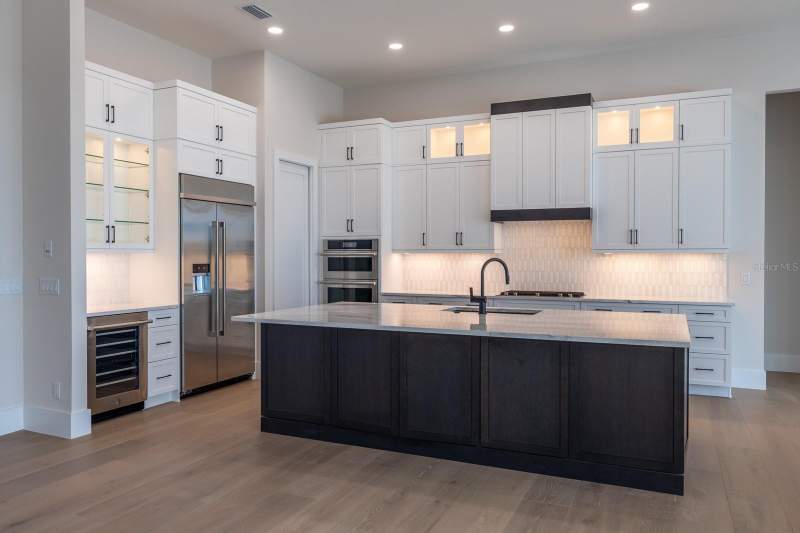 3 bedroom Single Family Residence at 1003 Blue Shell Loop, Wild Blue At Waterside, Sarasota — photo 2