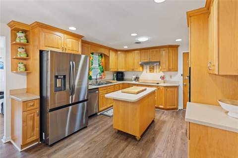 5906 Cypress Street, Zephyrhills FL - photo 7 of 26