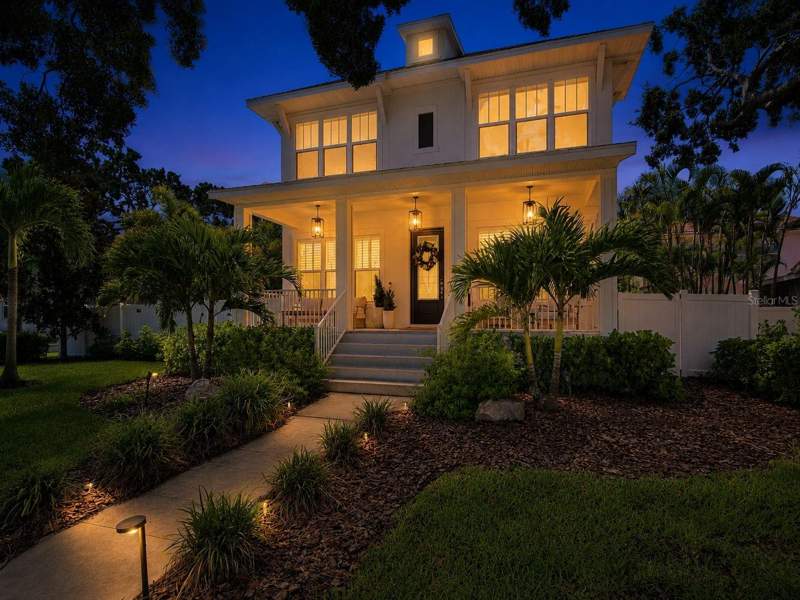 4 bedroom Single Family Residence at 312 35TH AVENUE, COFFEE POT ADD SNELL & HAMLETTS, ST PETERSBURG — photo 1