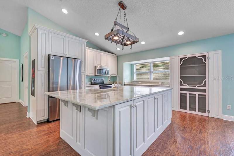 3 bedroom Single Family Residence at 5125 SUN PALM DRIVE, SILVER WOODS PH 04, WINDERMERE — photo 4