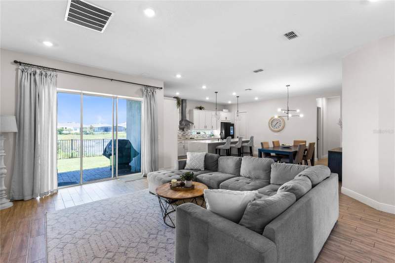 4 bedroom Single Family Residence at 13439 McMillan Drive, Laureate Park, Orlando — photo 3