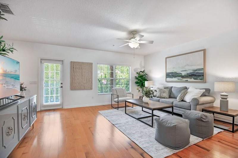 3 bedroom Townhouse at 227 McLeods Way, Jesups Reserve Twnhms Rep, Winter Springs — photo 4