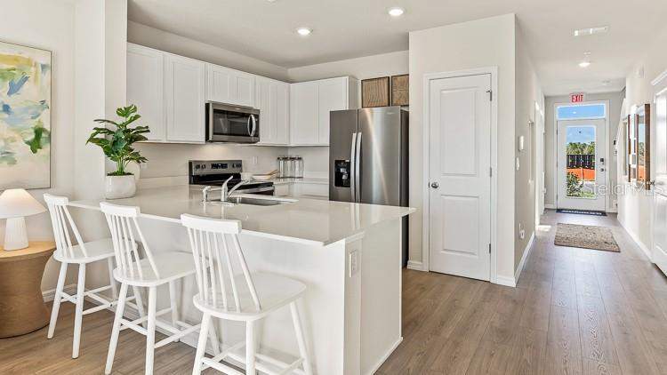 3 bedroom Townhouse at 4001 Gold Dust Lane, Oasis At Longwood Run, Sarasota — photo 4