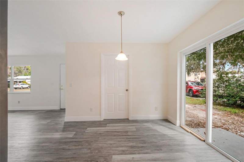 2 bedroom Half Duplex at 3220 Netherwood Drive, Coronation Add, Winter Park — photo 5