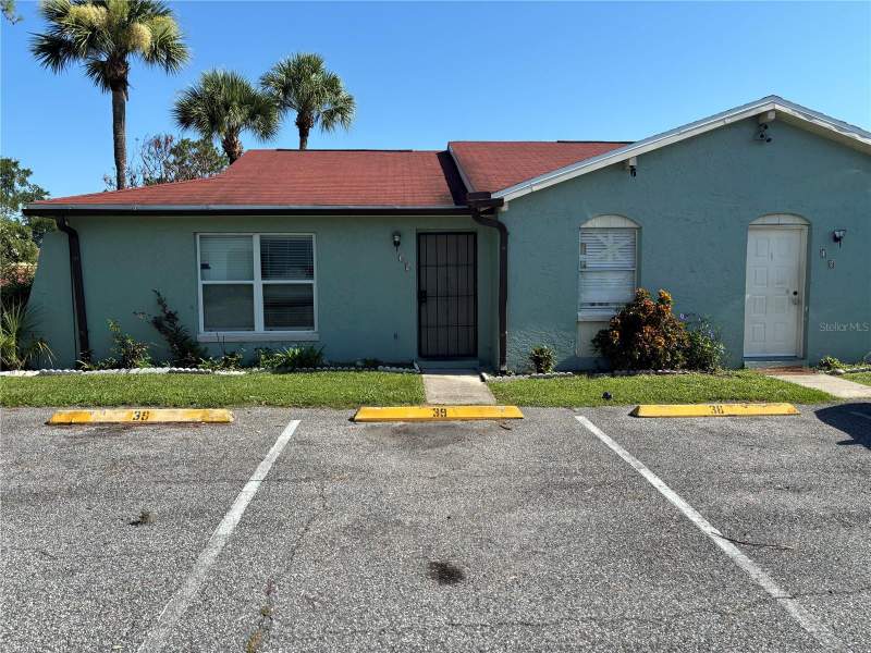 1 bedroom Townhouse at 39 LAGO MESA WAY, LAGO MESA VILLAS, KISSIMMEE — photo 1