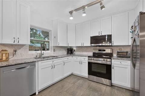 5010 Stolls Avenue, Tampa FL - photo 17 of 47