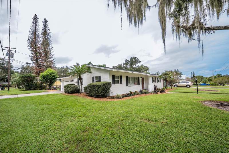 3 bedroom Single Family Residence at 975 E Mann Road, La Hacienda, Bartow — photo 4