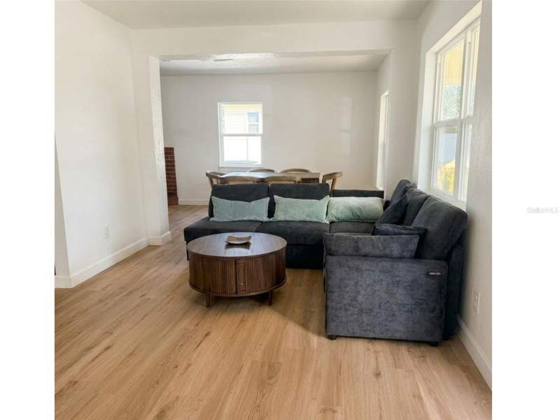 3 bedroom Single Family Residence at 870 86TH AVENUE, EL CENTRO, ST PETERSBURG — photo 4