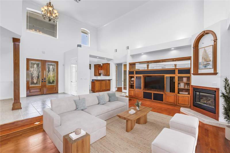 4 bedroom Single Family Residence at 14365 Eagle Pointe Drive, Eagle Pointe, Clearwater — photo 4