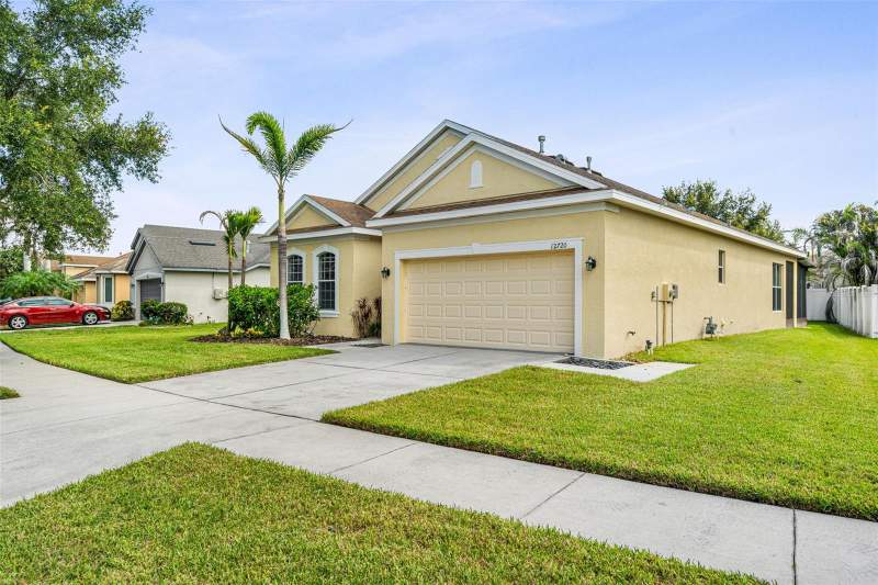 3 bedroom Single Family Residence at 12720 Whitney Meadow Way, Avelar Creek North, Riverview — photo 4