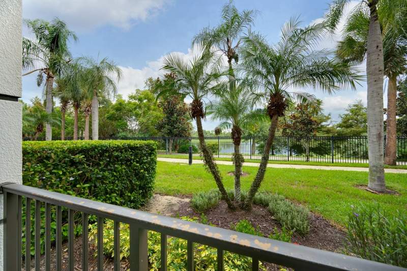 3 bedroom Condominium at 4126 Breakview Drive #11001, Vista Cay/Isles At Cay Commons Condominium, Orlando — photo 3