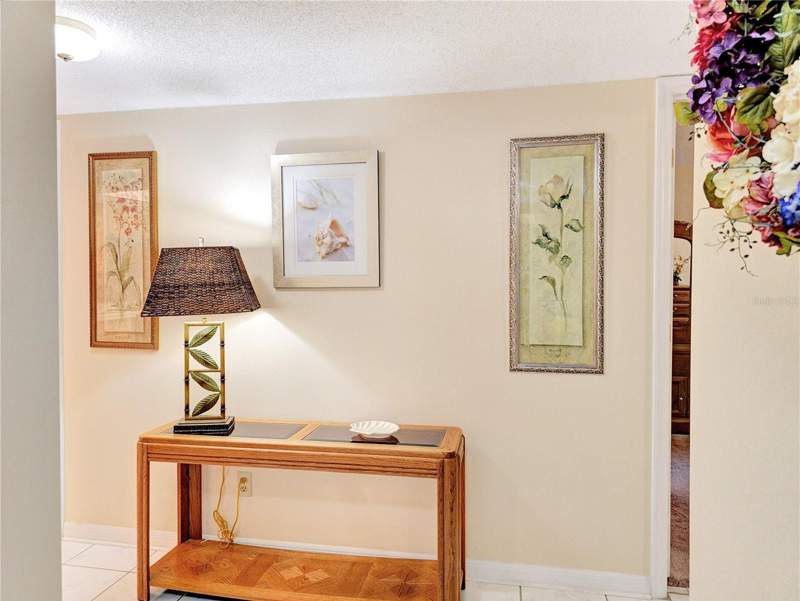 2 bedroom Condominium at 700 Midway Drive #B, Twin Lakes Village East Condo, Ocala — photo 3