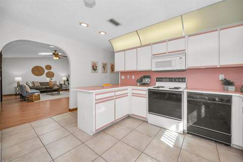 4745 Swallowtail Drive, New Port Richey FL - photo 15 of 35