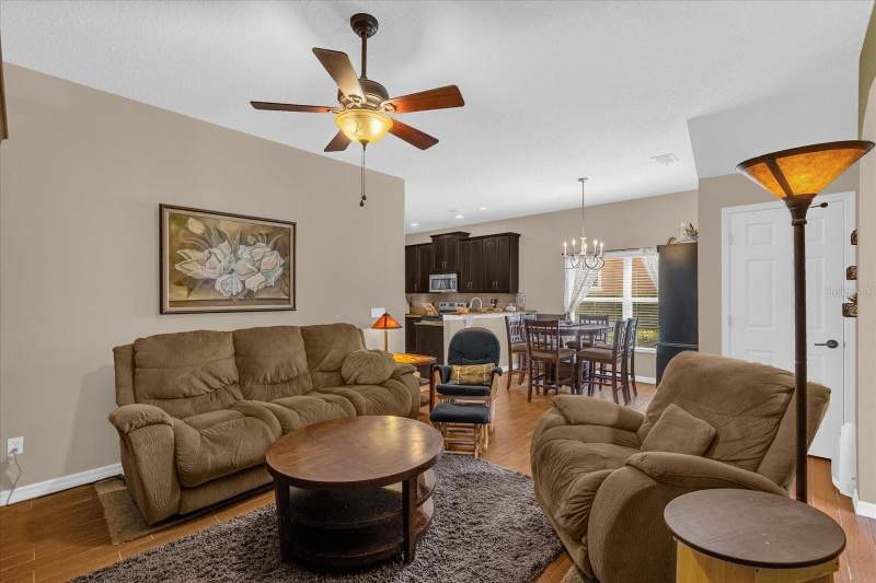 4 bedroom Townhouse at 1355 ALSTON BAY BOULEVARD, EMERSON PARK A B C D E K L M N, APOPKA — photo 2