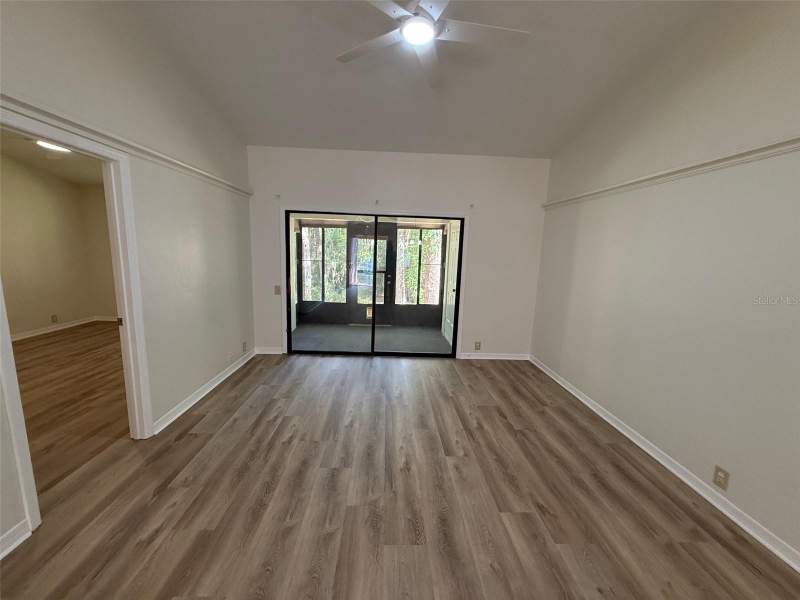2 bedroom Townhouse at 4052 NW 23rd Circle, Wood Creek Village, Gainesville — photo 5