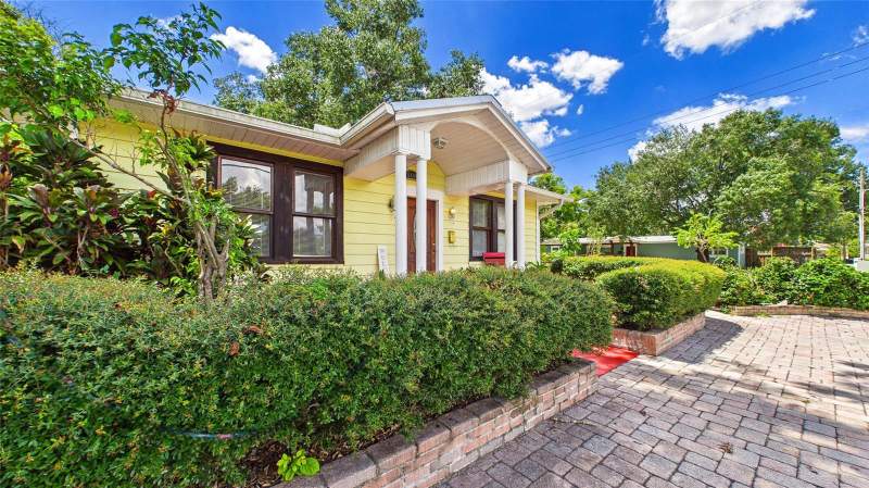 2 bedroom Single Family Residence at 6408 N Highland Avenue, North Park Annex, Tampa — photo 2