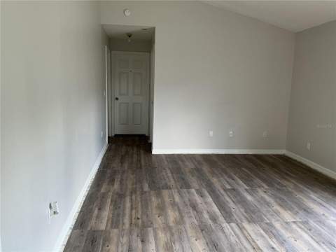 2513 Daffadil Terrace, Sanford FL - photo 11 of 46