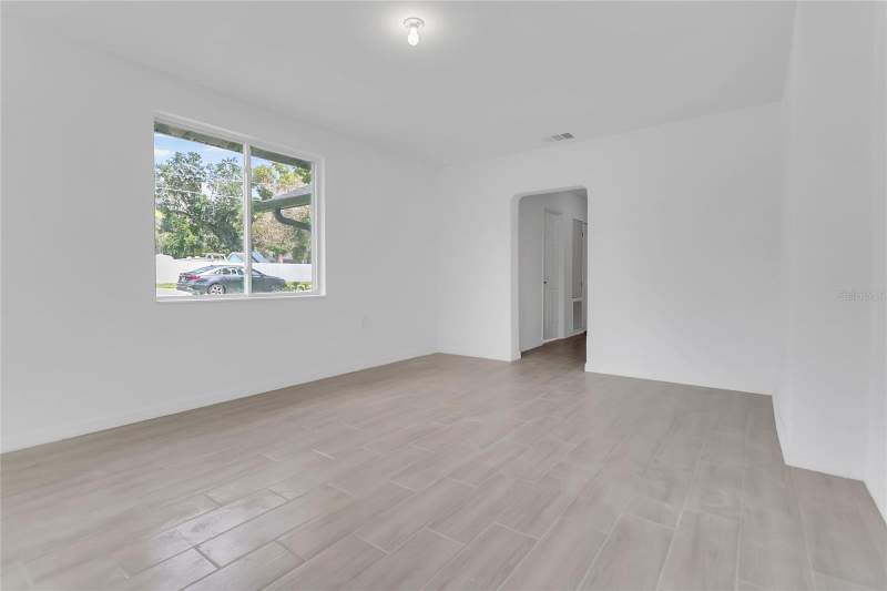 5 bedroom Single Family Residence at 3504 S NASHVILLE AVENUE, ANGEBILT ADD, ORLANDO — photo 5