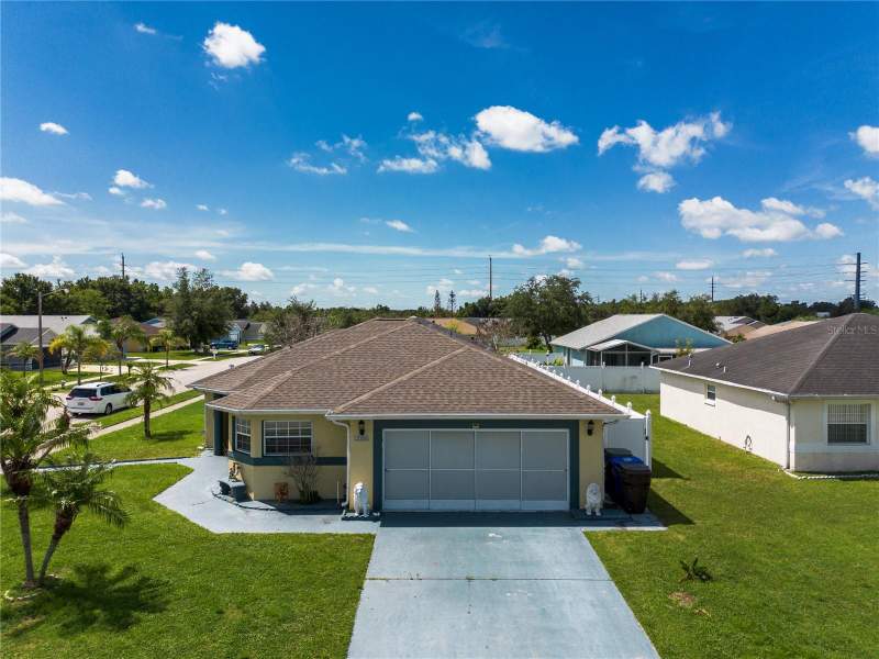 3 bedroom Single Family Residence at 1708 Casuarina Lane, Oakbrook Estates, Kissimmee — photo 2