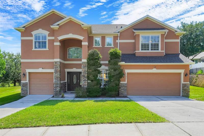 5 bedroom Single Family Residence at 11045 Lemay Drive, Overlook At Lake Louisa Ph 02, Clermont — photo 2