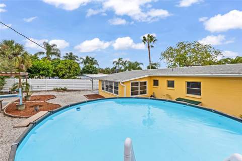 6235 Columbia Drive, Bradenton FL - photo 6 of 6