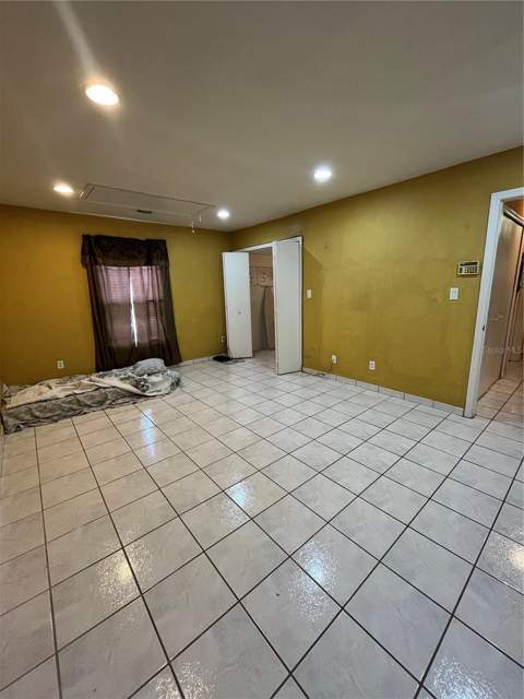 306 Aylesbury Court, Kissimmee FL - photo 13 of 37