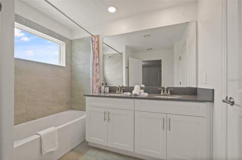 4363 Scene Ln, Kissimmee FL - photo 11 of 19