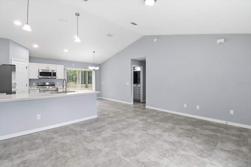3 bedroom Single Family Residence at 3266 SW Admiral Landing Drive, Rainbow Lakes Estate, Dunnellon — photo 4