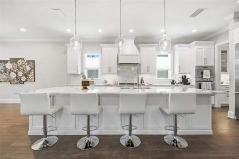 210 S Shore Crest Drive, Tampa FL - photo 8 of 58