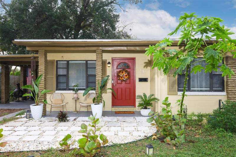 3 bedroom Single Family Residence at 410 E CRYSTAL LAKE STREET, DELANEY HIGHLANDS, ORLANDO — photo 2
