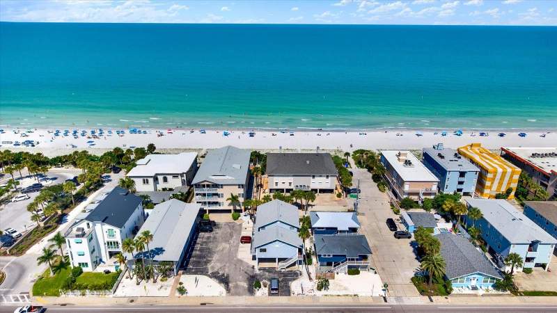 2 bedroom Condominium at 1802 Gulf Boulevard #8, Sunset Paradise Condo, Indian Rocks Beach — photo 2