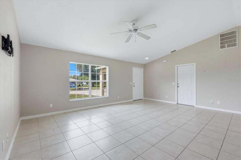 3 bedroom Single Family Residence at 7468 Michael Street, Port Charlotte Sec 064, Englewood — photo 4