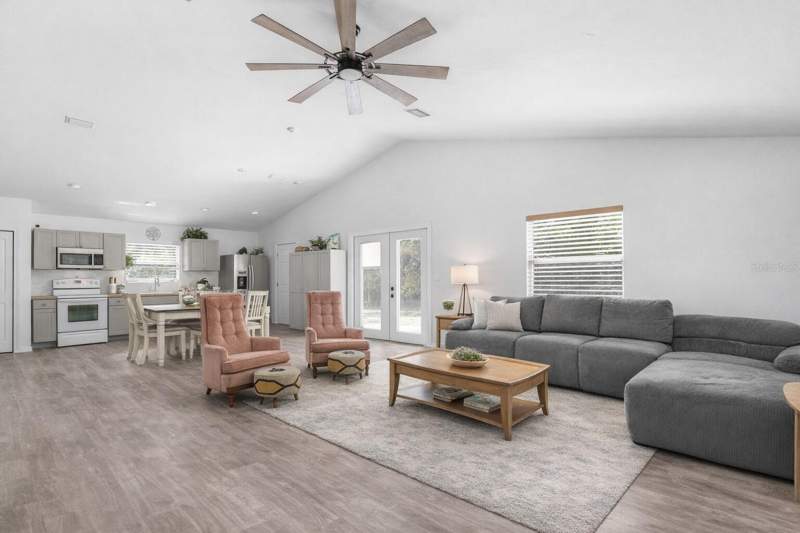3 bedroom Single Family Residence at 15236 Mottled Owl Road, Royal Highlands, Brooksville — photo 5