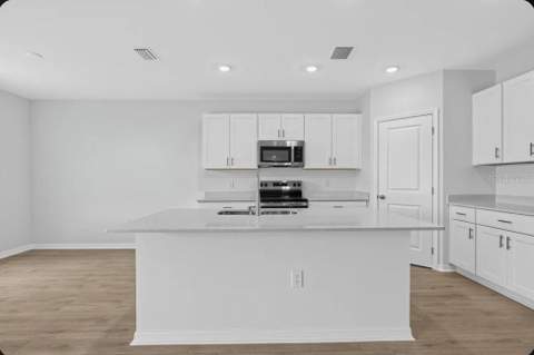 6762 Equinox Lane, North Fort Myers FL - photo 6 of 16