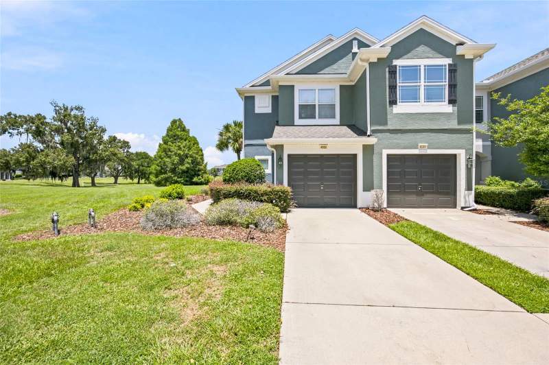 3 bedroom Townhouse at 4950 SW 45th Circle, Wynchase Twnhms, Ocala — photo 2