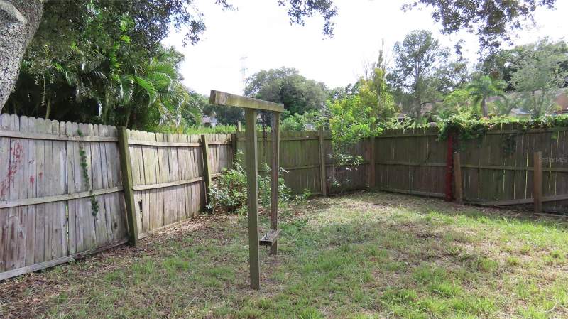 3 bedroom Single Family Residence at 3326 Whispering Drive, Tall Pines Estates Ph IV, Largo — photo 3