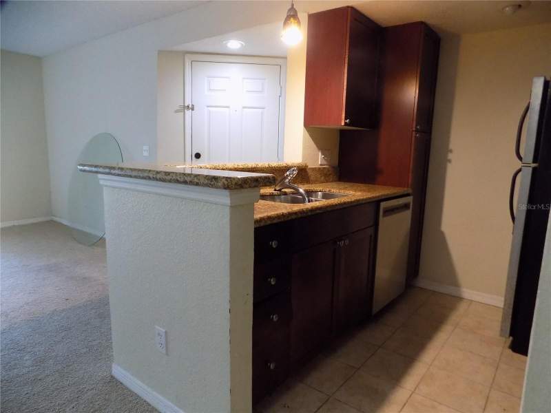 1 bedroom Condominium at 5116 Conroy Road #16, Residences/Millenia, Orlando — photo 4