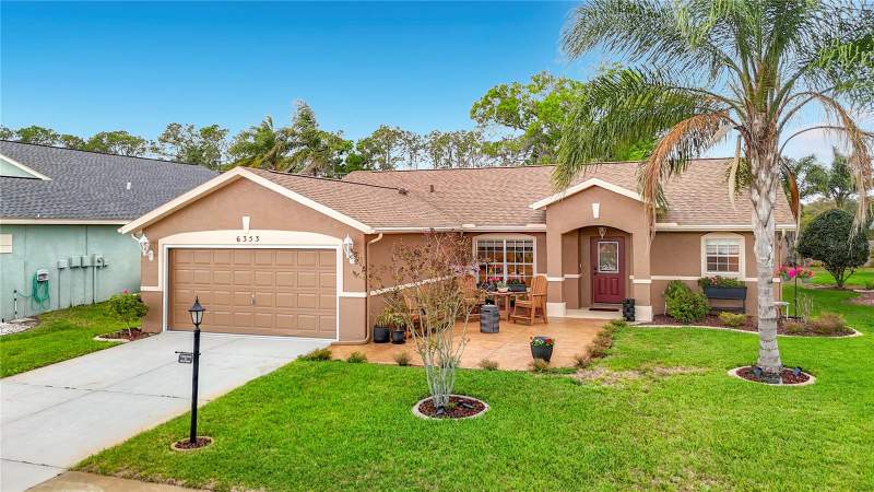 3 bedroom Single Family Residence at 6353 Cardinal Crest Drive, Timber Greens Ph 05, New Port Richey — photo 2