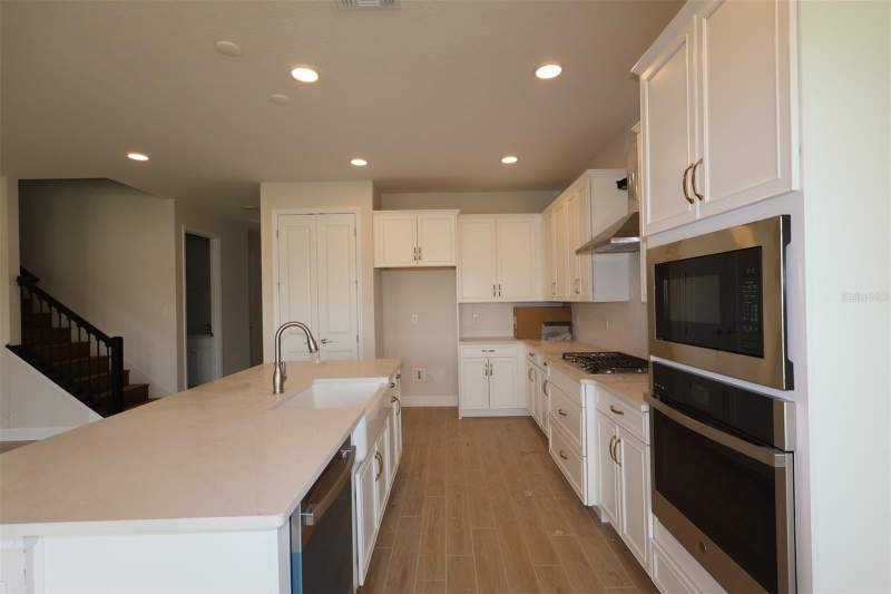 5 bedroom Single Family Residence at 3174 Wolf Lake Avenue, Wolf Lake Ranch, Apopka — photo 5