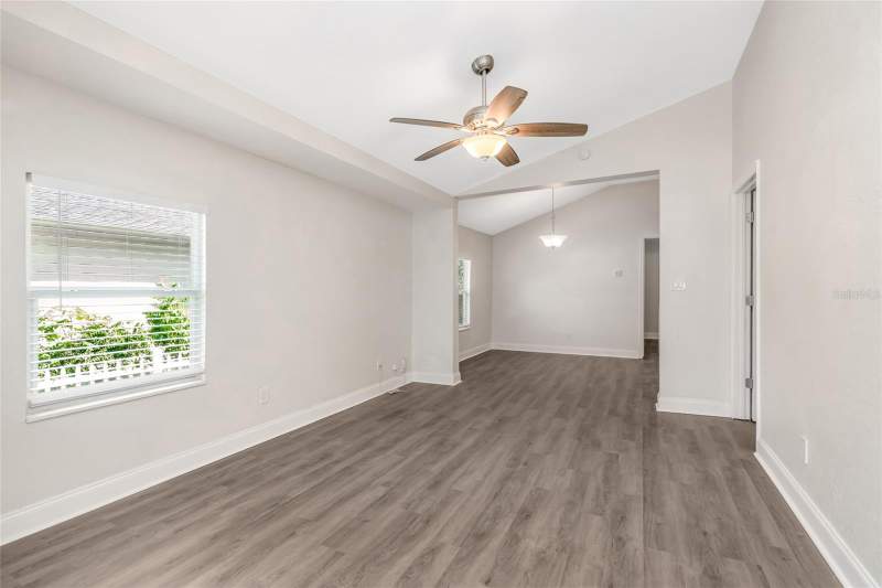 3 bedroom Single Family Residence at 1703 E New Orleans Avenue, Hodges Shady Grove, Tampa — photo 3