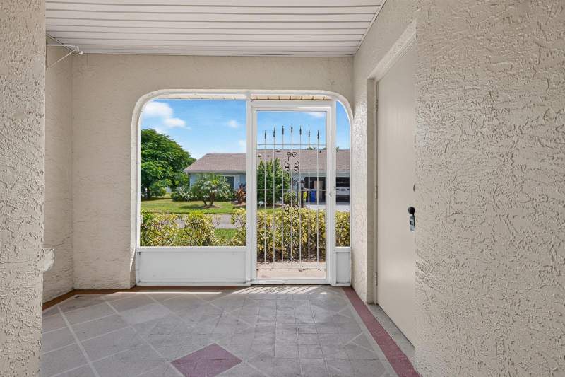 2 bedroom Condominium at 2329 Lancaster Drive, Lancaster I Condo, Sun City Center — photo 5