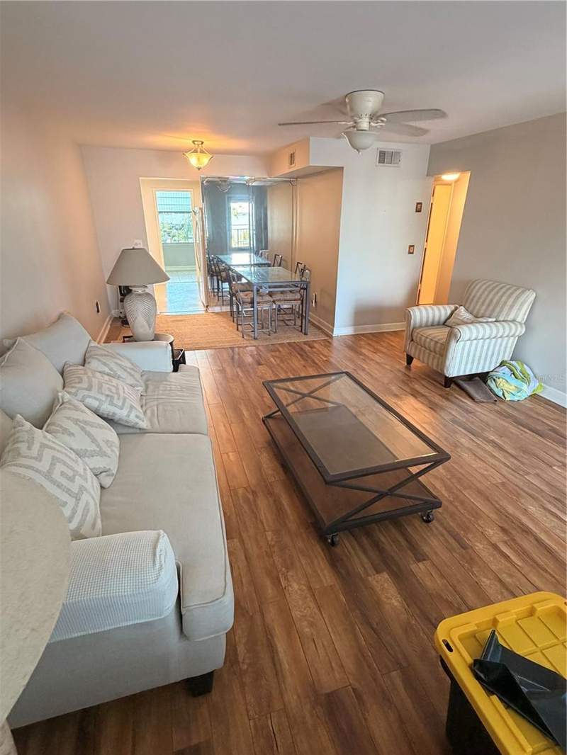 2 bedroom Condominium at 1893 Shore Dr. Drive #216, Shore Plaza Bldg, South Pasadena — photo 4