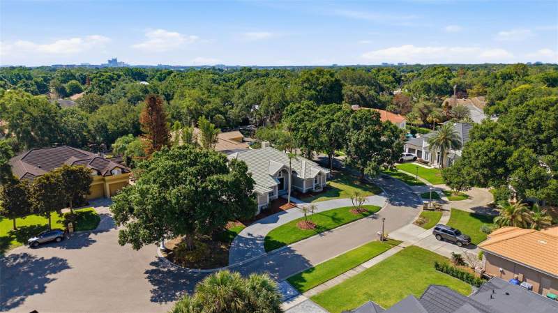 4 bedroom Single Family Residence at 8935 Jonathan Manor Drive, South Bay Villas, Orlando — photo 3