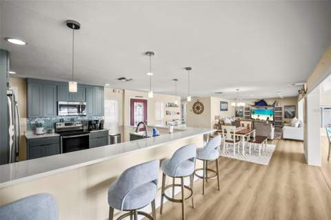 6360 2nd Palm Point, St Petersburg FL - photo 19 of 59