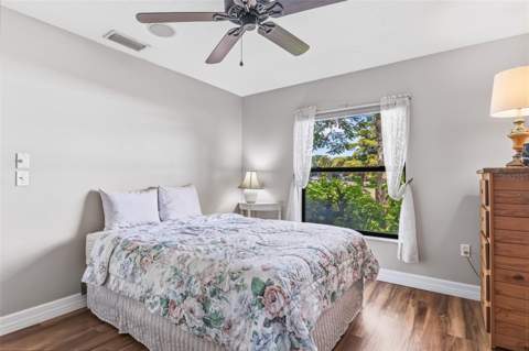 7565 Castle Drive, Sarasota FL - photo 22 of 62