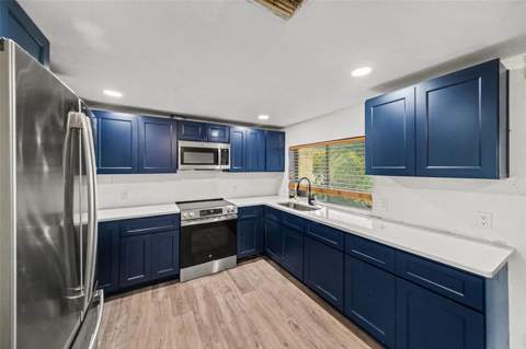 3640 Landale Drive, Holiday FL - photo 16 of 38