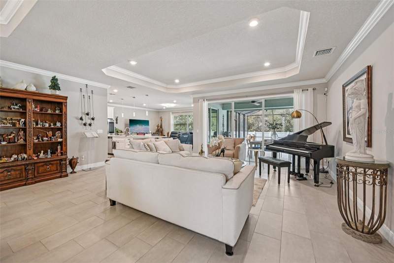 3 bedroom Single Family Residence at 3955 Oak Hollow Avenue, Oak Hollow Estates, Vero Beach — photo 5